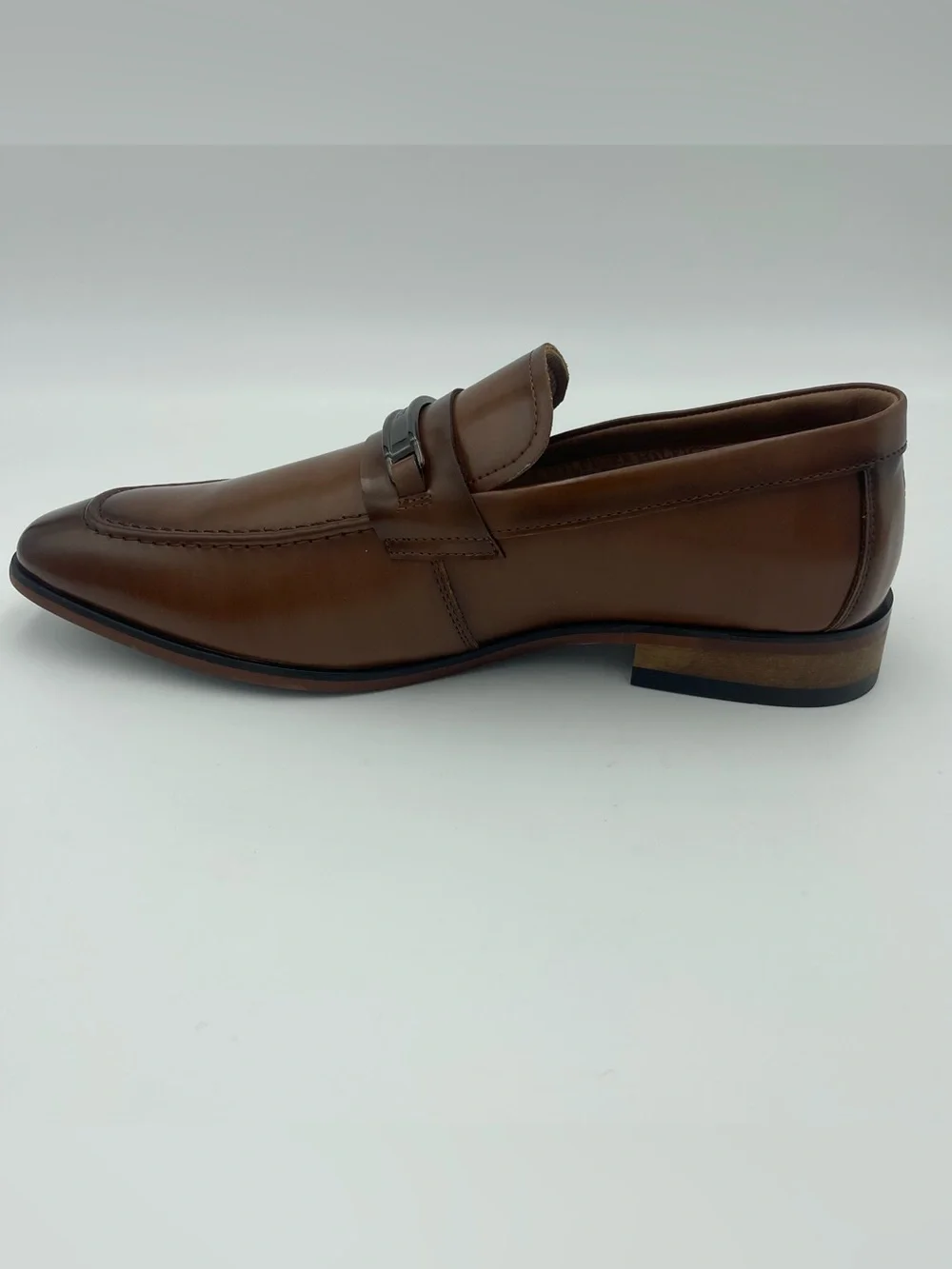 Tommy Hilfiger Speer SZ 9M Men Cognac Faux Leather Classic Loafer new no box